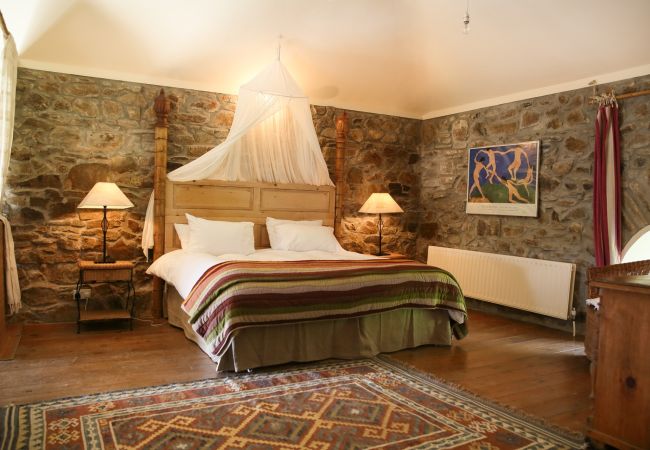 House in Clifden - The Old School House, Clifden - Full of Charm House in Clifden - The Old School House, Clifden - Full of Charm