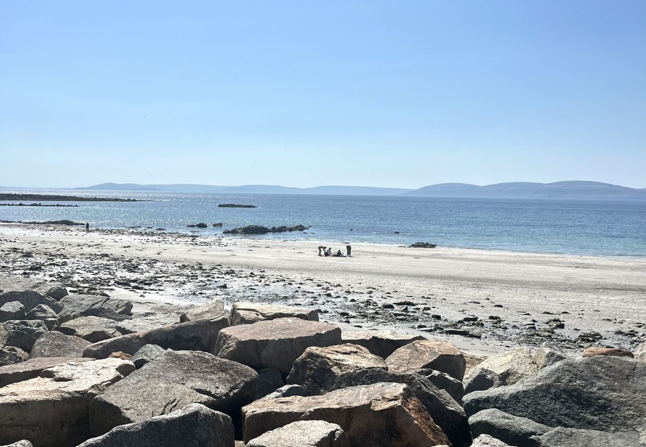 House in Spiddal - Sioscadh na Mara, Spiddal 