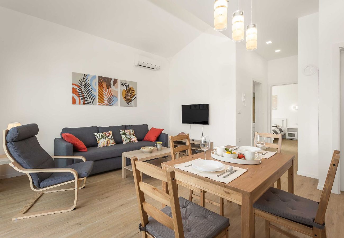 Apartment in Pula - Lana Luxe - Relaxing Vacation Apartment
