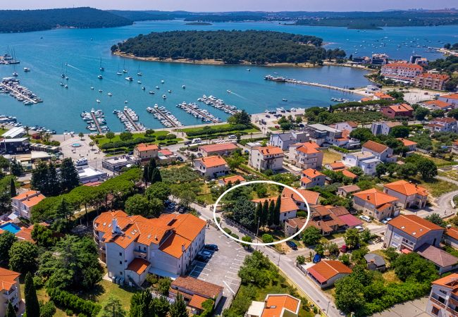 Apartment in Medulin - Villa Amalija-Apartment Amy with Sea View