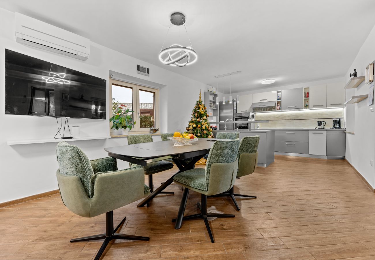 Apartment in Medulin - Villa Amalija-Apartment Amy with Sea View