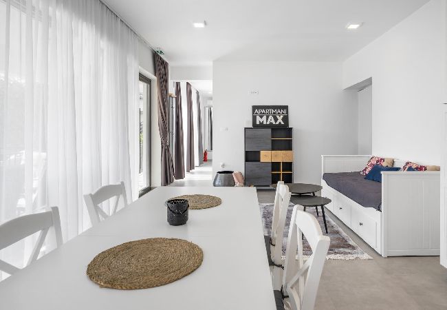 Apartment in Banjol - Wonderful Terrace and Sea View - Max 1 Apartment in Banjol - Wonderful Terrace and Sea View - Max 1