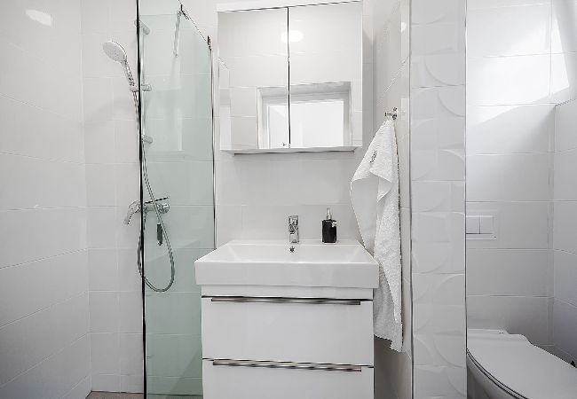 Apartment in Banjol - Modern Interior and Relaxing Environment - Max 2 Apartment in Banjol - Modern Interior and Relaxing Environment - Max 2