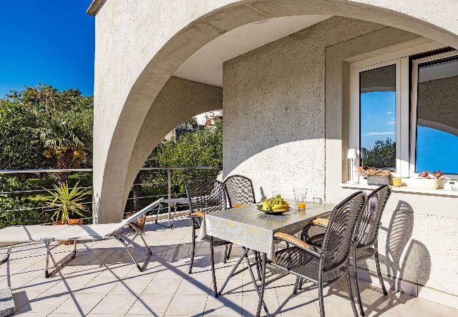 Apartment in Banjol - Magical Garden with Shared Jacuzzi - Blanka A2 Apartment in Banjol - Magical Garden with Shared Jacuzzi - Blanka A2