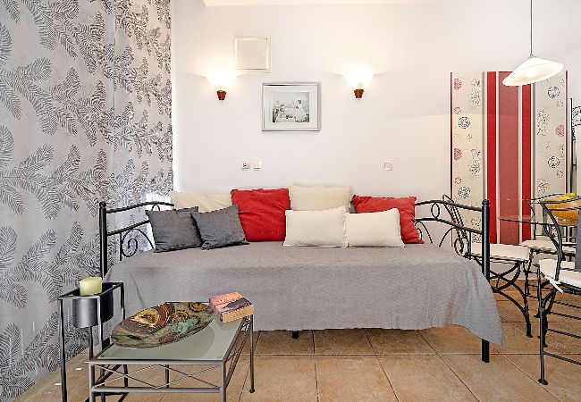 Studio in Banjol - Magical Garden, Shared Jacuzzi - Studio Blanka  Studio in Banjol - Magical Garden, Shared Jacuzzi - Studio Blanka