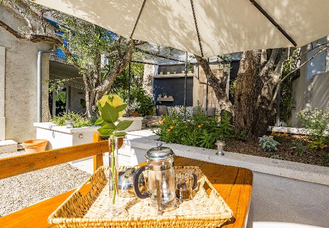 Studio in Banjol - Magical Garden with Shared Jacuzzi - Blanka C2 Studio in Banjol - Magical Garden with Shared Jacuzzi - Blanka C2