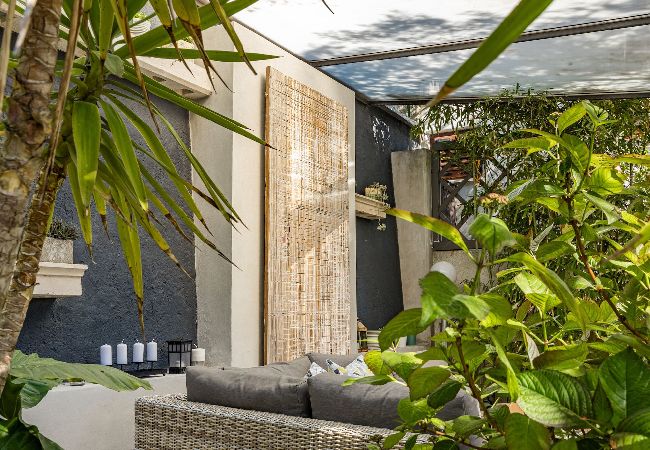 Studio in Banjol - Magical Garden with Shared Jacuzzi - Blanka C2 Studio in Banjol - Magical Garden with Shared Jacuzzi - Blanka C2