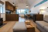 Terraced House in Roundstone - Kelp Luxury Cottage - Within The Village 