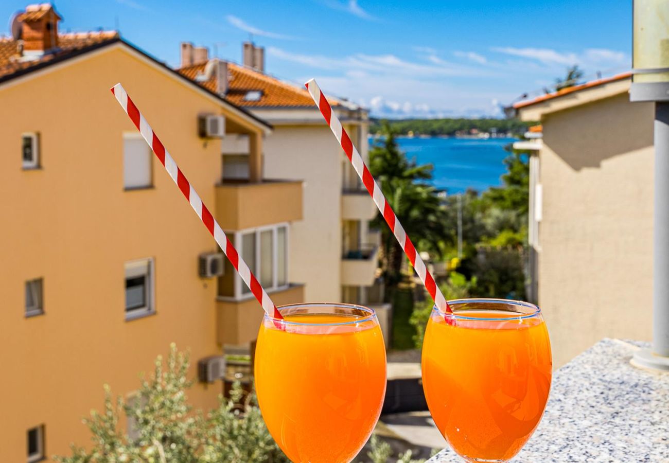 Apartment in Medulin - Rooftop Paradise with Sea View - Katja
