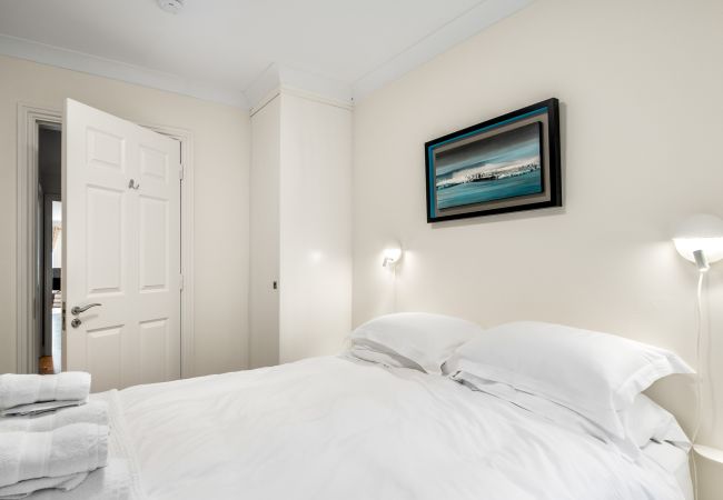 Apartment in Clifden - 4 Harbour Heights - Sea Views that Wow Apartment in Clifden - 4 Harbour Heights - Sea Views that Wow
