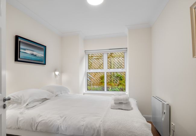 Apartment in Clifden - 4 Harbour Heights - Sea Views that Wow Apartment in Clifden - 4 Harbour Heights - Sea Views that Wow