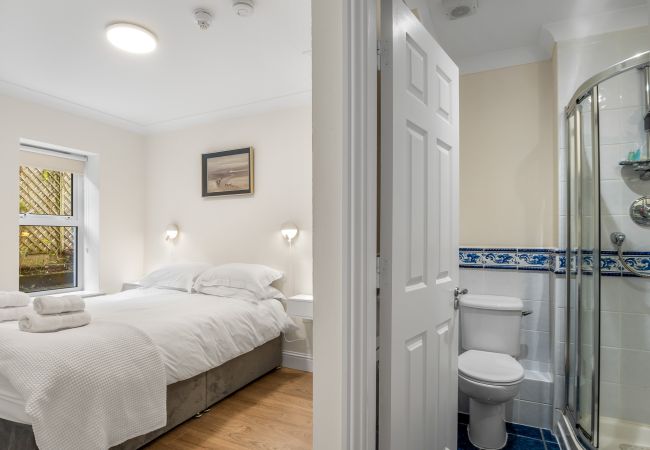 Apartment in Clifden - 4 Harbour Heights - Sea Views that Wow Apartment in Clifden - 4 Harbour Heights - Sea Views that Wow