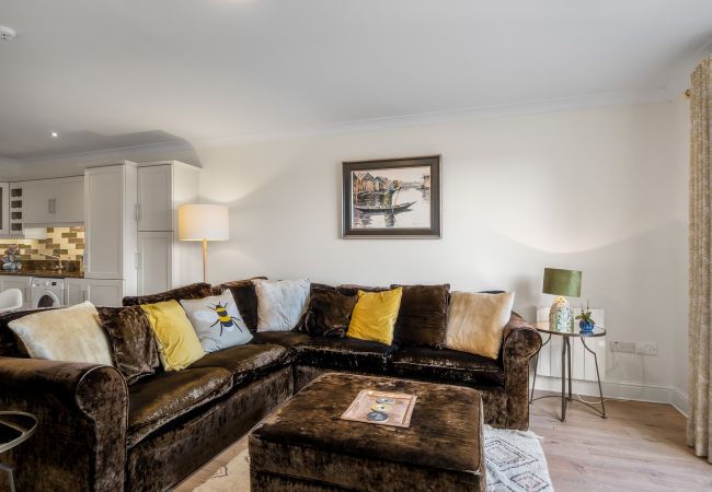 Apartment in Clifden - 4 Harbour Heights - Sea Views that Wow Apartment in Clifden - 4 Harbour Heights - Sea Views that Wow