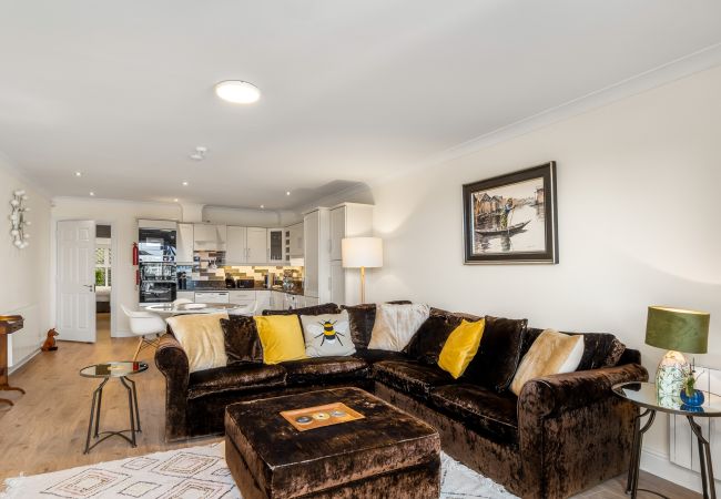 Apartment in Clifden - 4 Harbour Heights - Sea Views that Wow Apartment in Clifden - 4 Harbour Heights - Sea Views that Wow