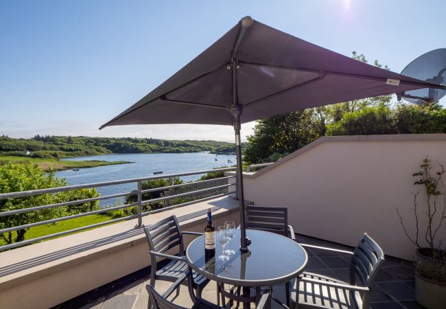 Apartment in Clifden - 4 Harbour Heights - Sea Views that Wow Apartment in Clifden - 4 Harbour Heights - Sea Views that Wow