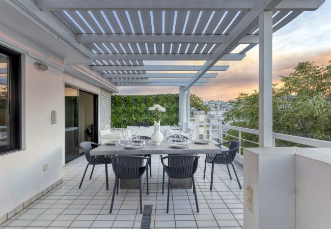 Terraced House in Athens - Spacious 3bdr Townhouse with Monumental View Terraced House in Athens - Spacious 3bdr Townhouse with Monumental View