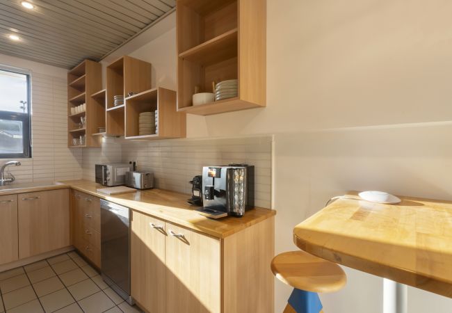 Terraced House in Athens - Spacious 3bdr Townhouse with Monumental View Terraced House in Athens - Spacious 3bdr Townhouse with Monumental View