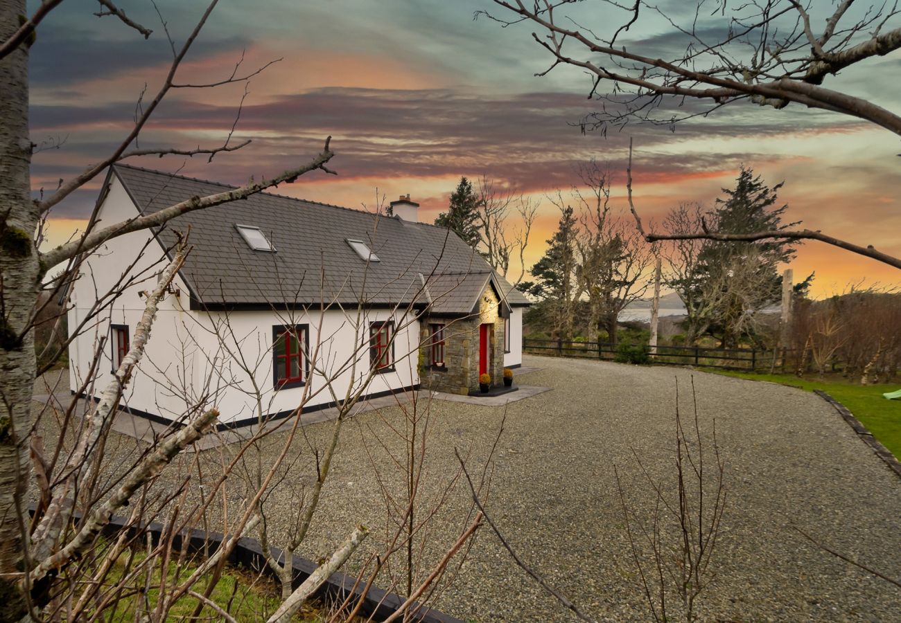 House in Letterfrack - Red Deer Cottage - A Hidden Gem 