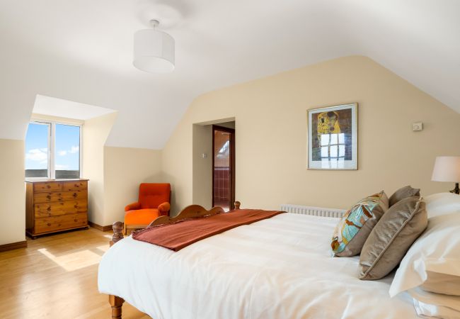 House in Clifden - Sky Road Lodge- Beautiful Views  House in Clifden - Sky Road Lodge- Beautiful Views