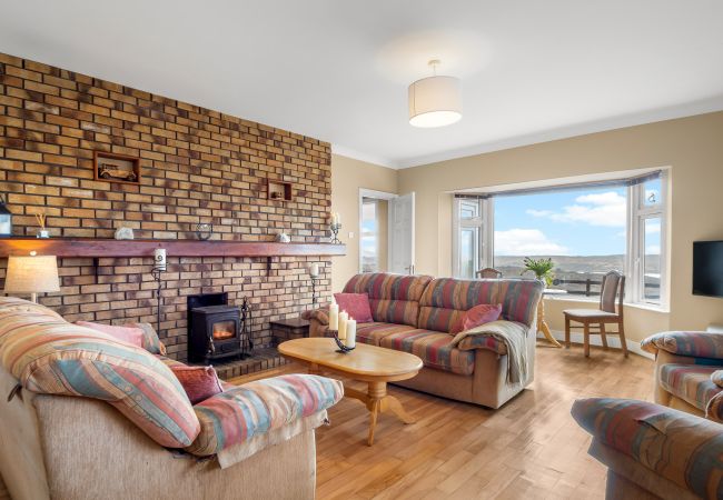 House in Clifden - Sky Road Lodge- Beautiful Views  House in Clifden - Sky Road Lodge- Beautiful Views