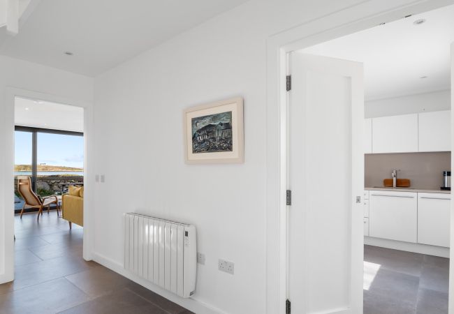 House in Roundstone - West Haven -  A Coastal Retreat in the Heart of Roundstone House in Roundstone - West Haven -  A Coastal Retreat in the Heart of Roundstone