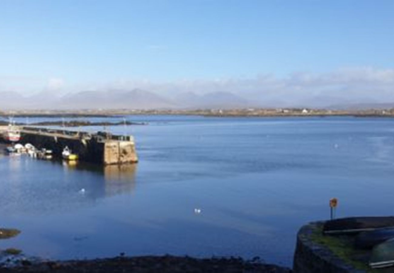 House in Roundstone - West Haven -  A Coastal Retreat in the Heart of Roundstone