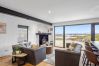 Cottage in Roundstone - GarraÍ Locha - Luxurious Cottage
