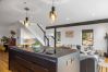 Cottage in Roundstone - GarraÍ Locha - Luxurious Cottage