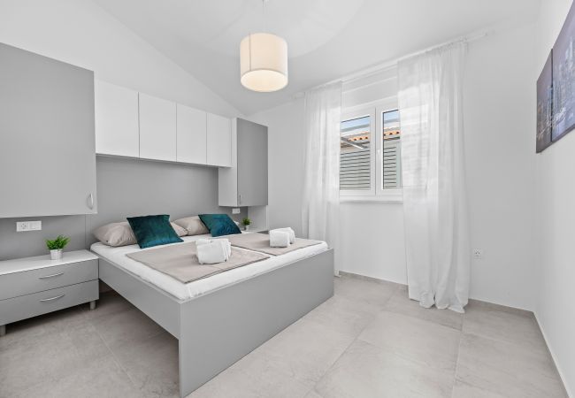 Apartment in Peroj - Barbariga Summer Beach Paradise 2 Apartment in Peroj - Barbariga Summer Beach Paradise 2