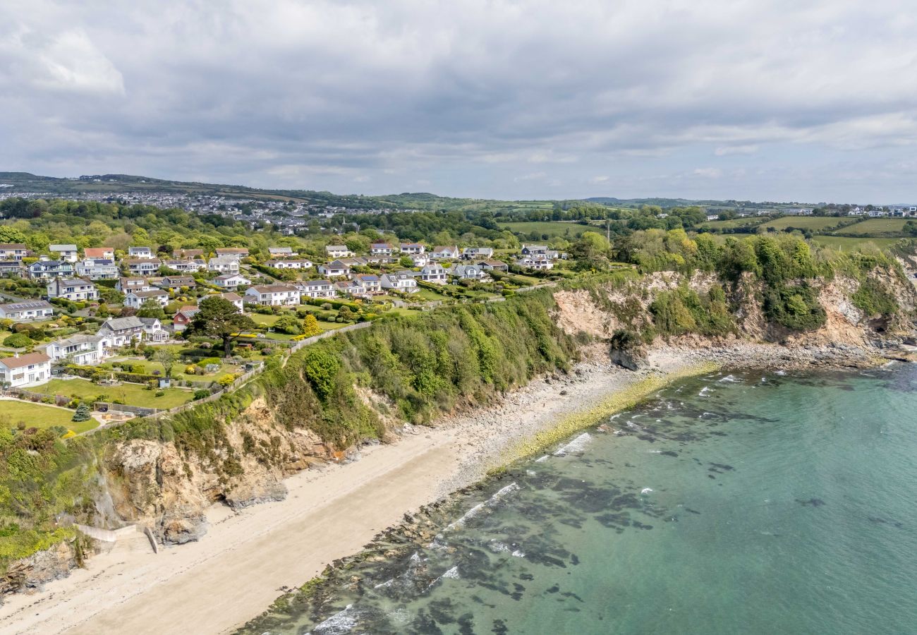 House in Charlestown - Blue Haze - Family accommodation with private beach access