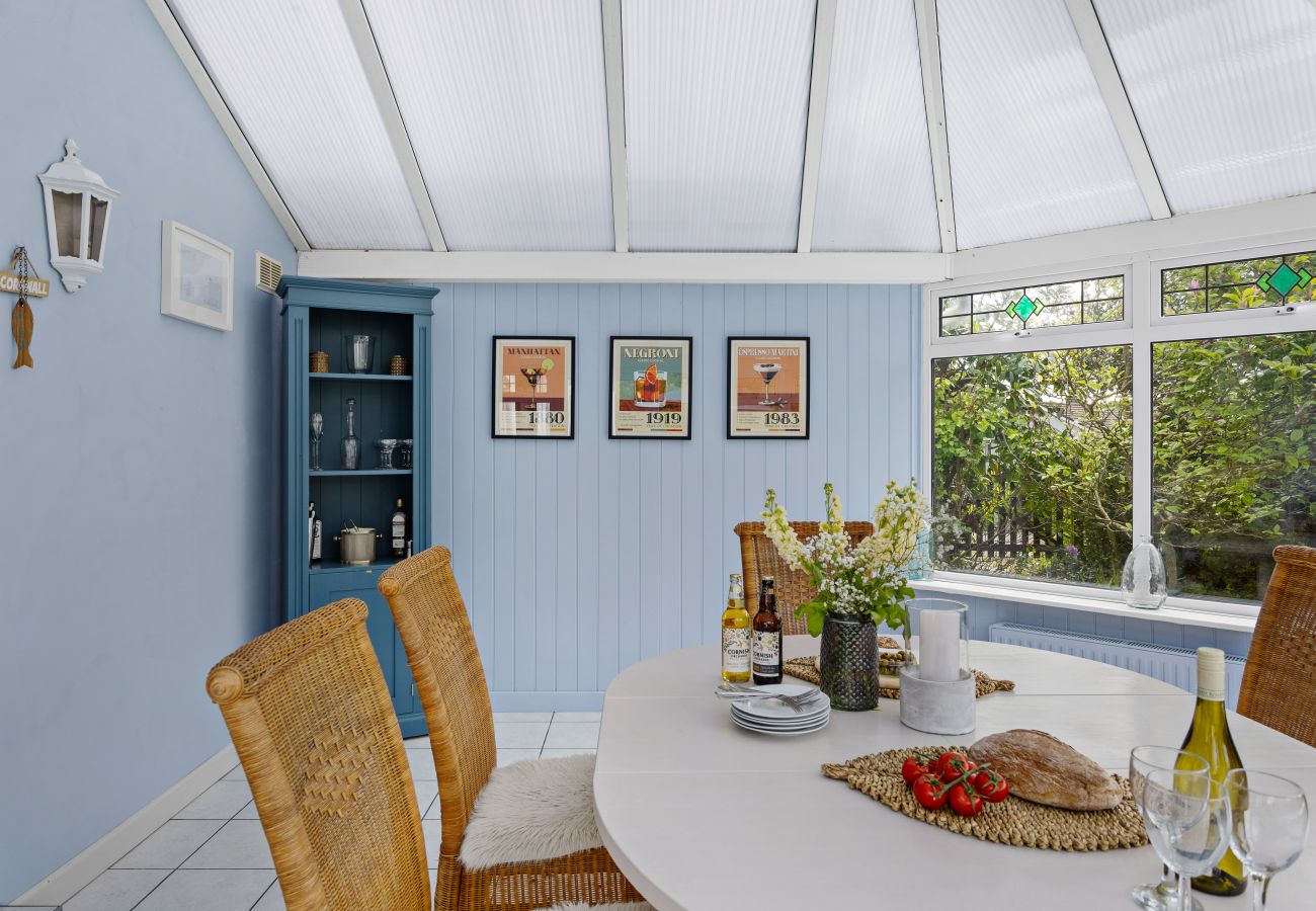 House in Charlestown - Blue Haze - Family accommodation with private beach access