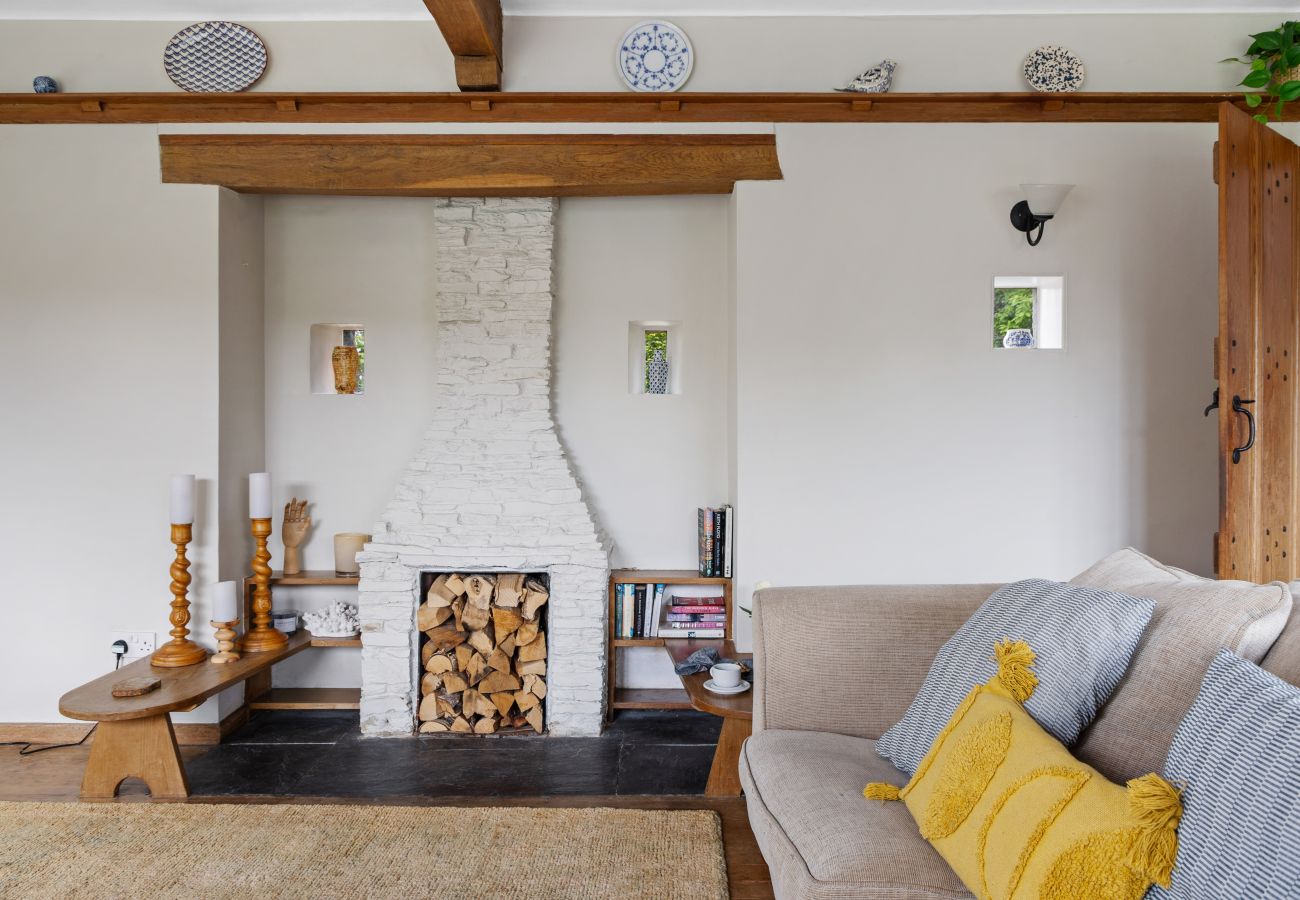 House in Charlestown - Blue Haze - Family accommodation with private beach access