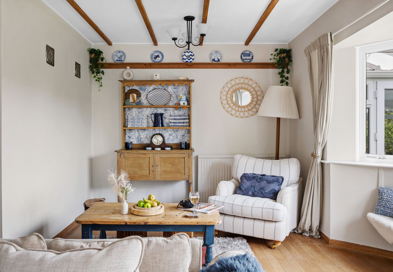 House in Charlestown - Blue Haze - Family accommodation with private beach access