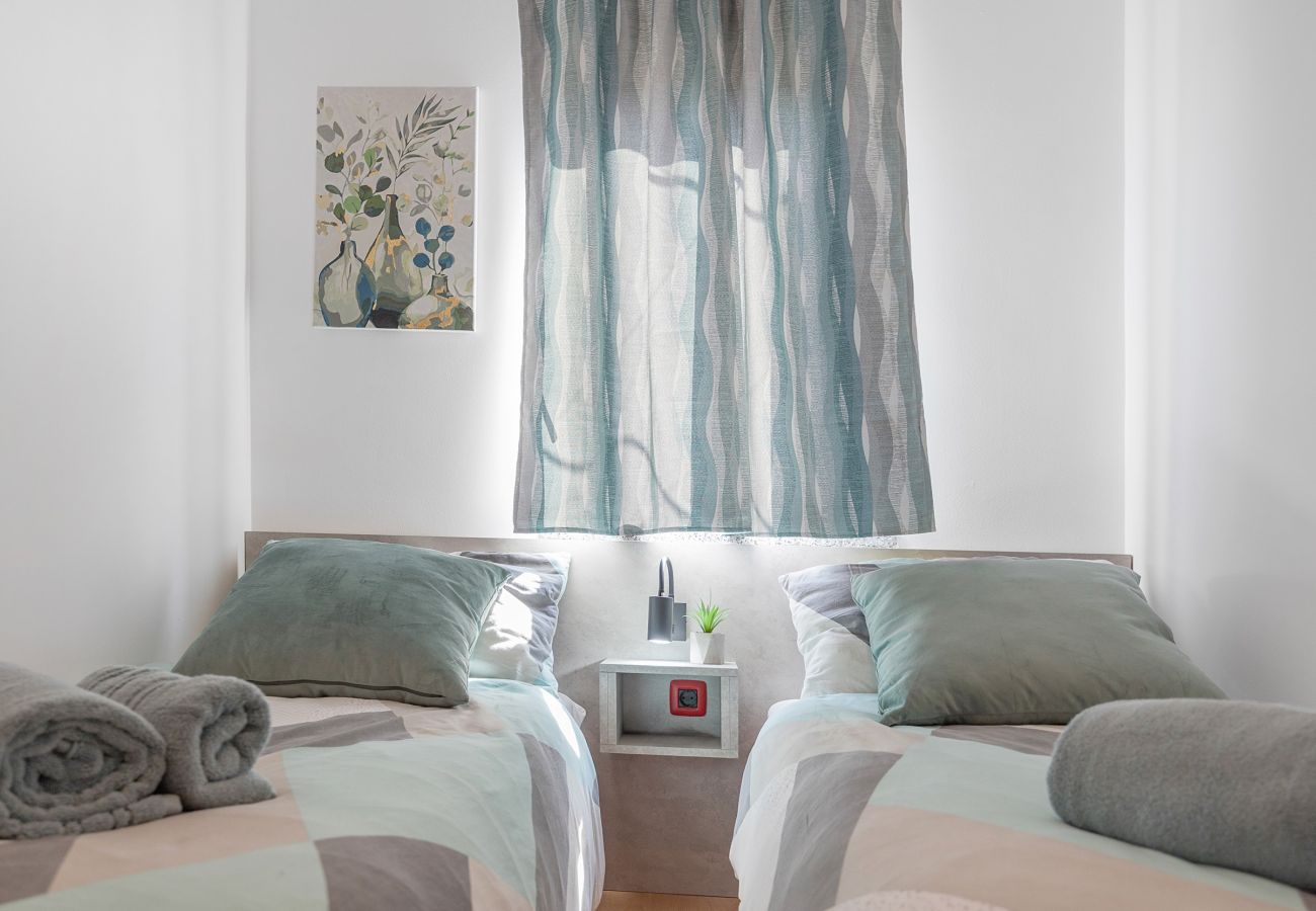 Apartment in Pula - Apartment Rossi Pula with Magical Garden