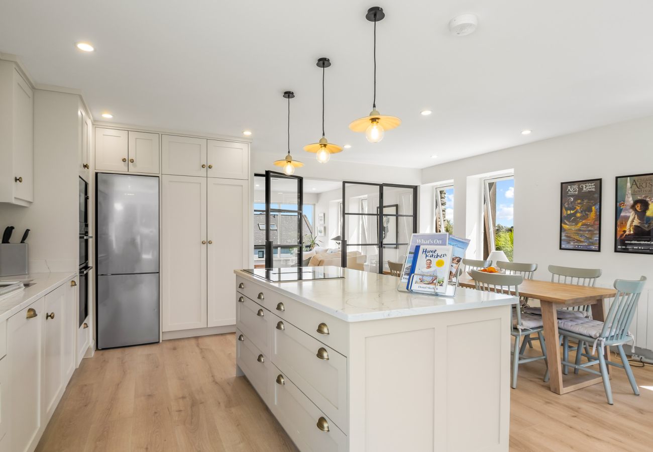 House in Roundstone -  Roundstone Vista 