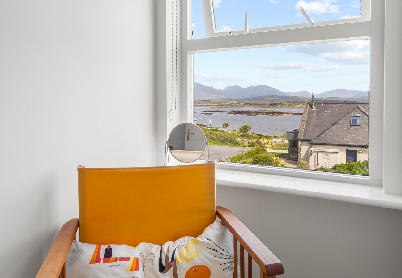 House in Roundstone -  Roundstone Vista 