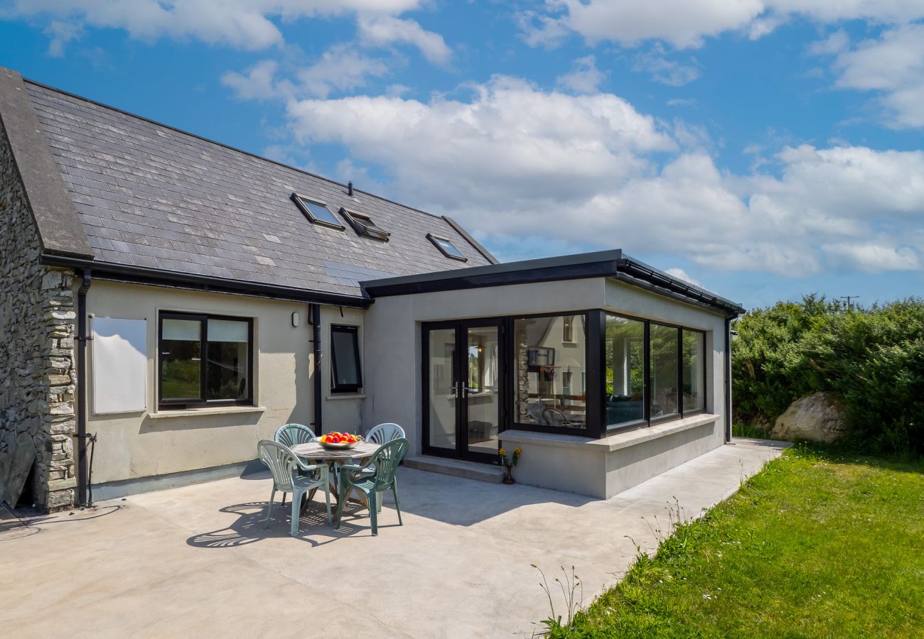 House in Roundstone -  Roundstone Vista 