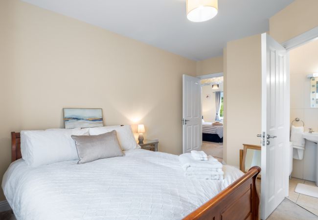 House in Clifden - Cuirt Haven Clifden  House in Clifden - Cuirt Haven Clifden