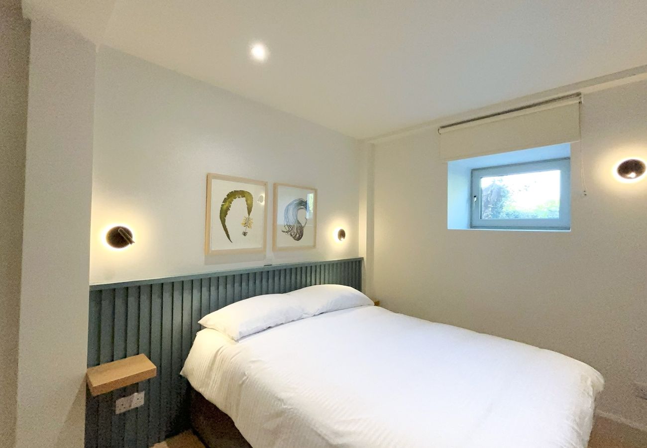 House in Clifden - The Warehouse, Clifden Modern and elegant 