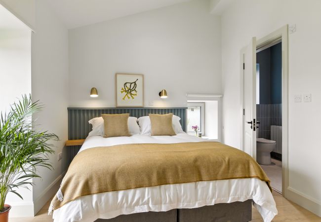 House in Clifden - The Loft @ The Warehouse Clifden House in Clifden - The Loft @ The Warehouse Clifden