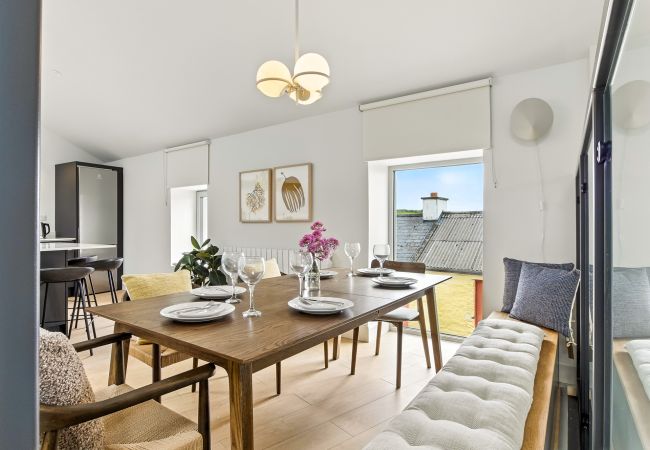 House in Clifden - The Loft @ The Warehouse Clifden House in Clifden - The Loft @ The Warehouse Clifden