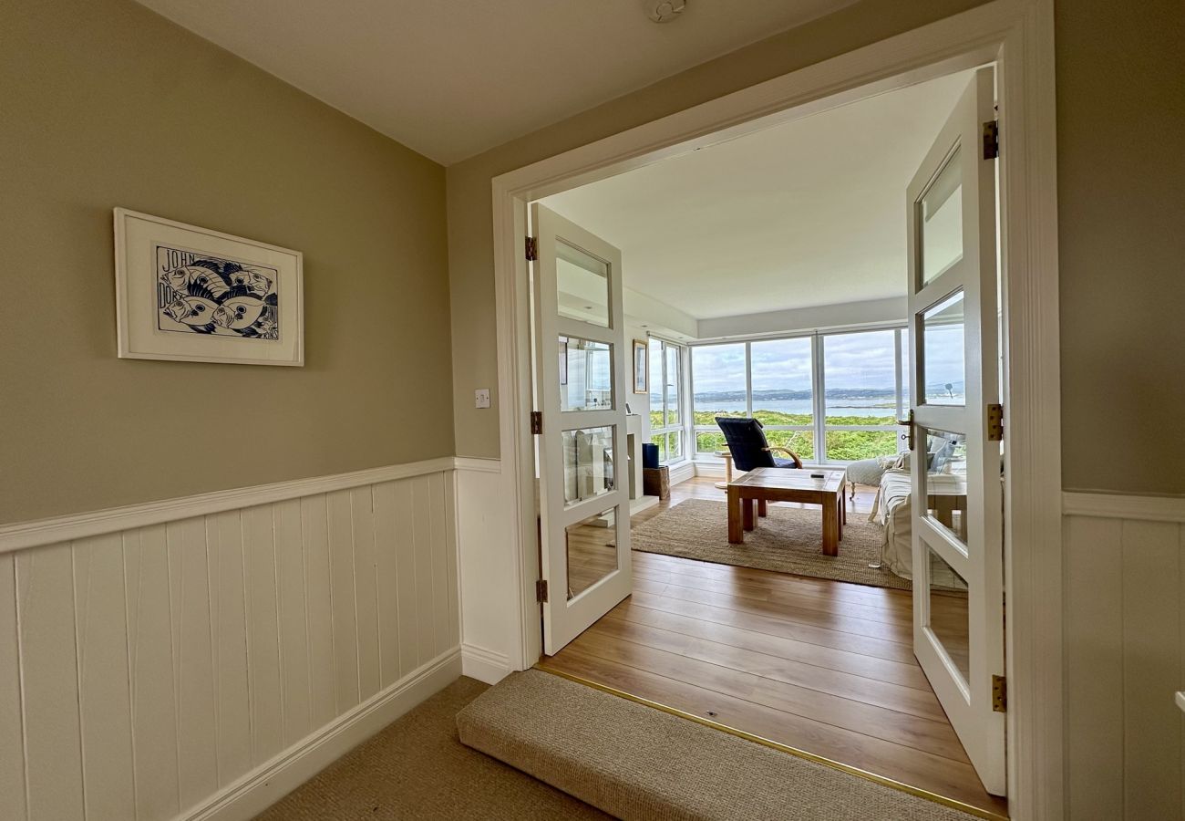 House in Ballyconneely - Grianán, Ballyconneely – Amazing Views and Space