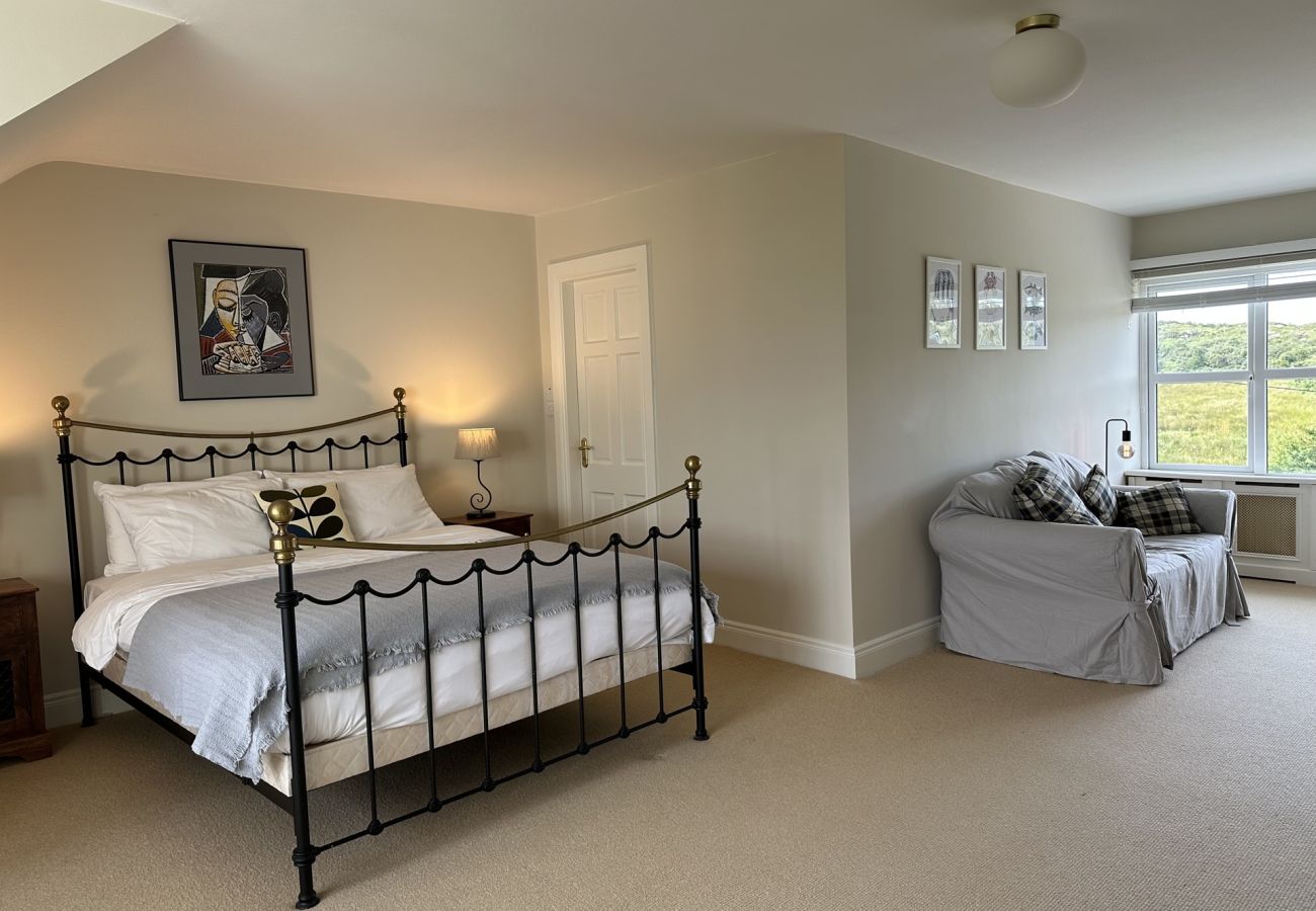 House in Ballyconneely - Grianán, Ballyconneely – Amazing Views and Space