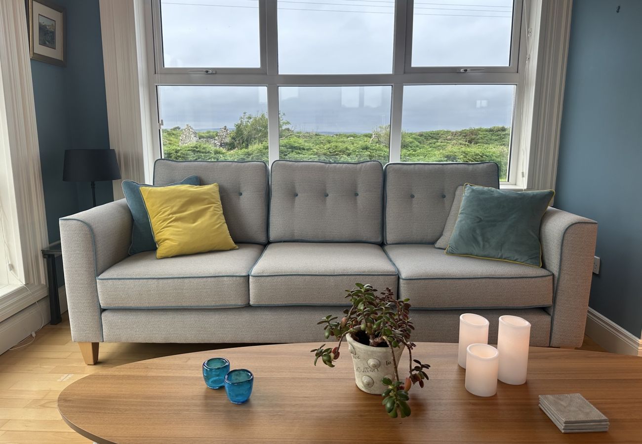 House in Ballyconneely - Grianán, Ballyconneely – Amazing Views and Space