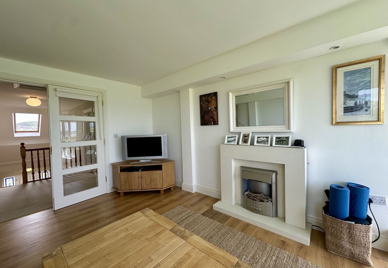 House in Ballyconneely - Grianán, Ballyconneely – Amazing Views and Space