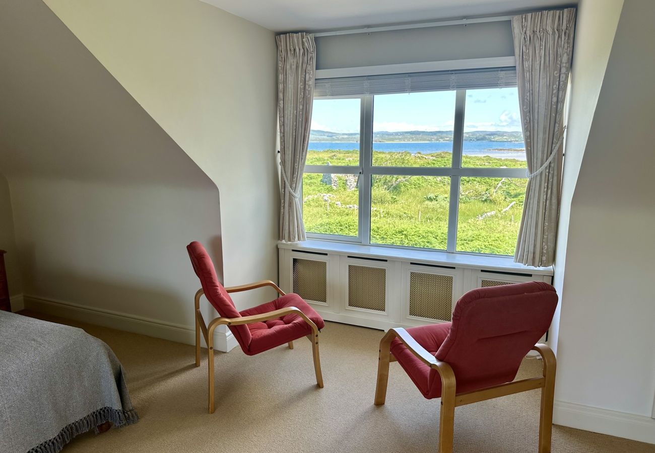 House in Ballyconneely - Grianán, Ballyconneely – Amazing Views and Space