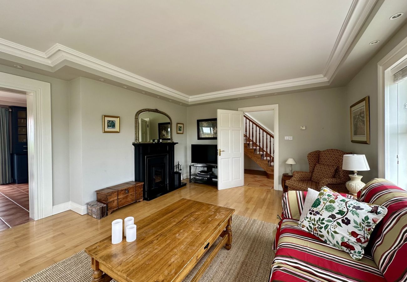 House in Ballyconneely - Grianán, Ballyconneely – Amazing Views and Space