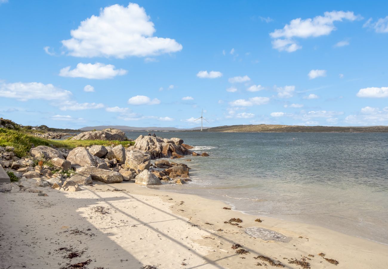 House in Carraroe - Tigh an Bheachaire Carraroe