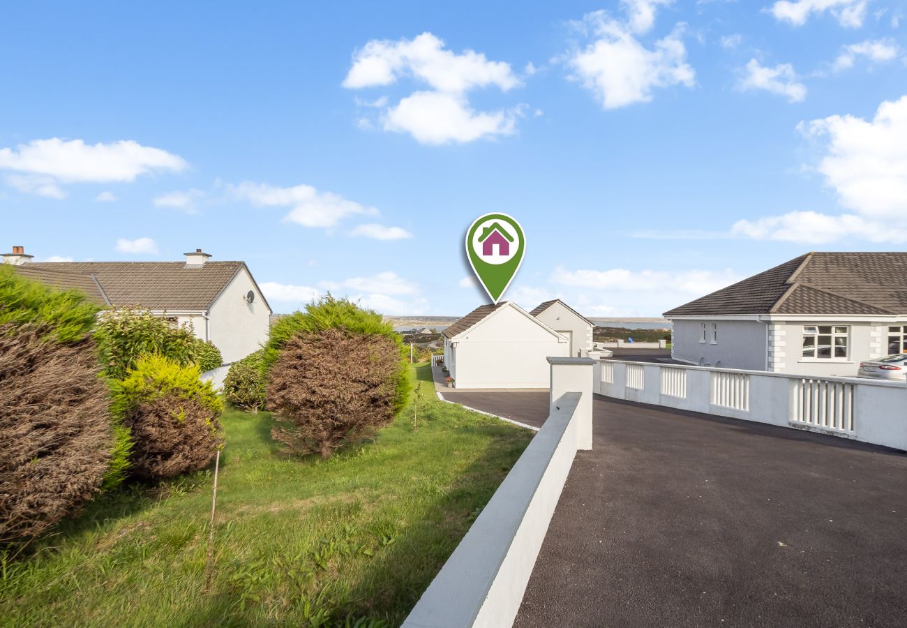 House in Carraroe - Tigh an Bheachaire Carraroe