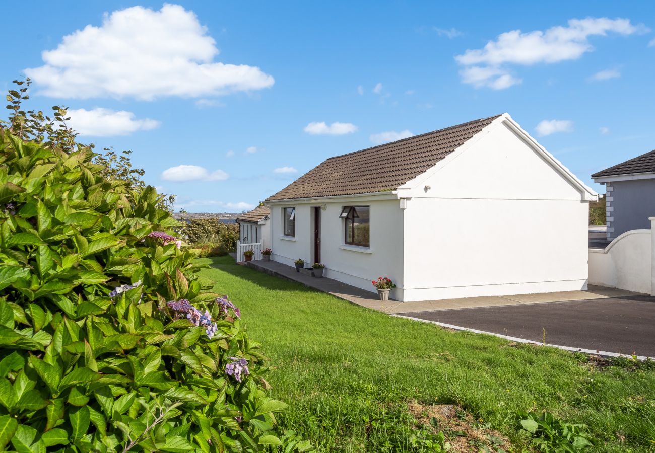 House in Carraroe - Tigh an Bheachaire Carraroe